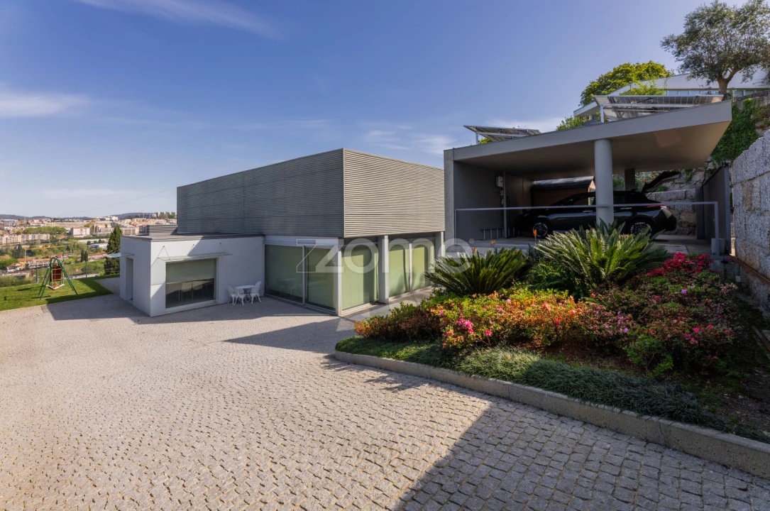 Moradia T4 para Venda em Costa Foto 28