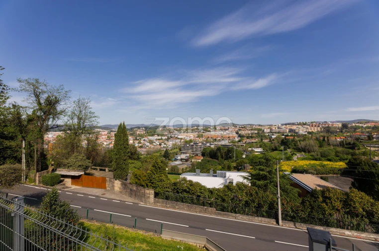 Moradia T4 para Venda em Costa Foto 42