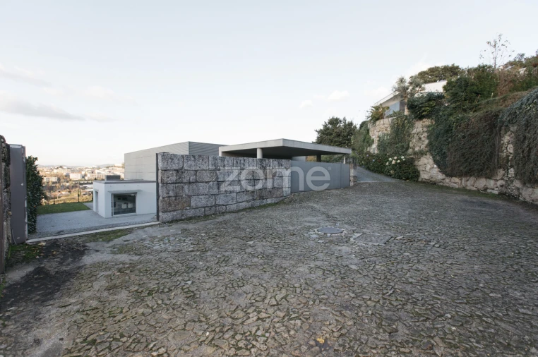 Moradia T4 para Venda em Costa Foto 41