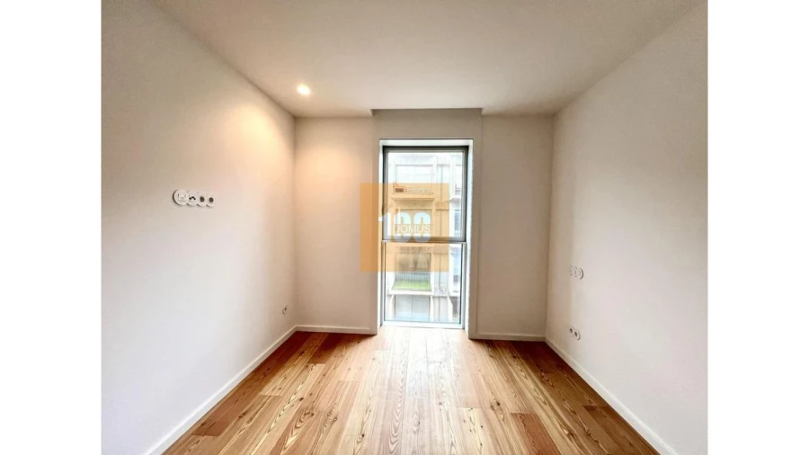 Apartamento T2 para Venda em Malta e Canidelo Foto 11