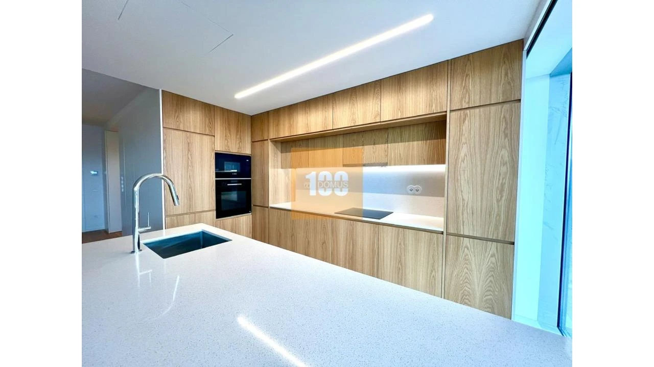 Apartamento T2 para Venda em Malta e Canidelo Foto 3