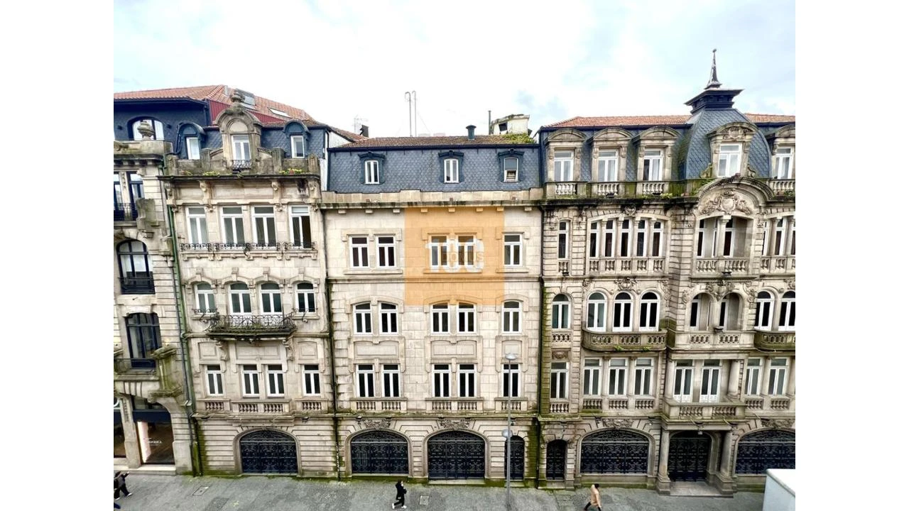 Apartamento T2 para Venda em Cedofeita, Santo Ildefonso, Sé, Miragaia, São Nicolau e Vitória Foto 22