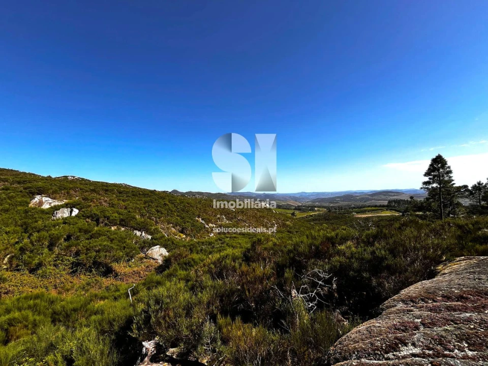 Terreno para Venda em Alijo Foto 8