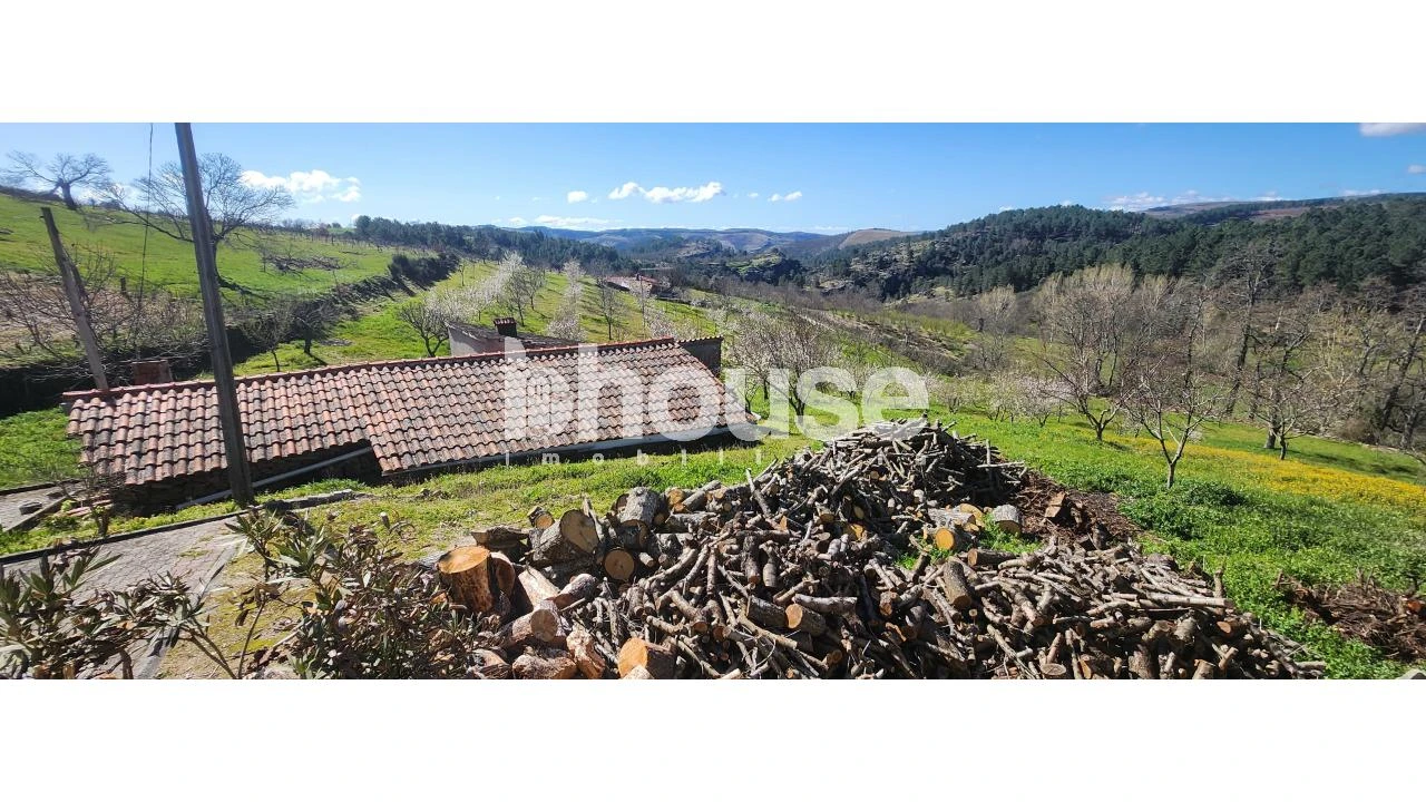 Quinta T2 para Venda em Carrazedo de Montenegro e Curros Foto 15