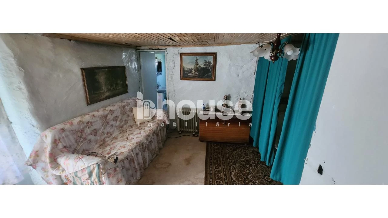 Quinta T2 para Venda em Carrazedo de Montenegro e Curros Foto 23