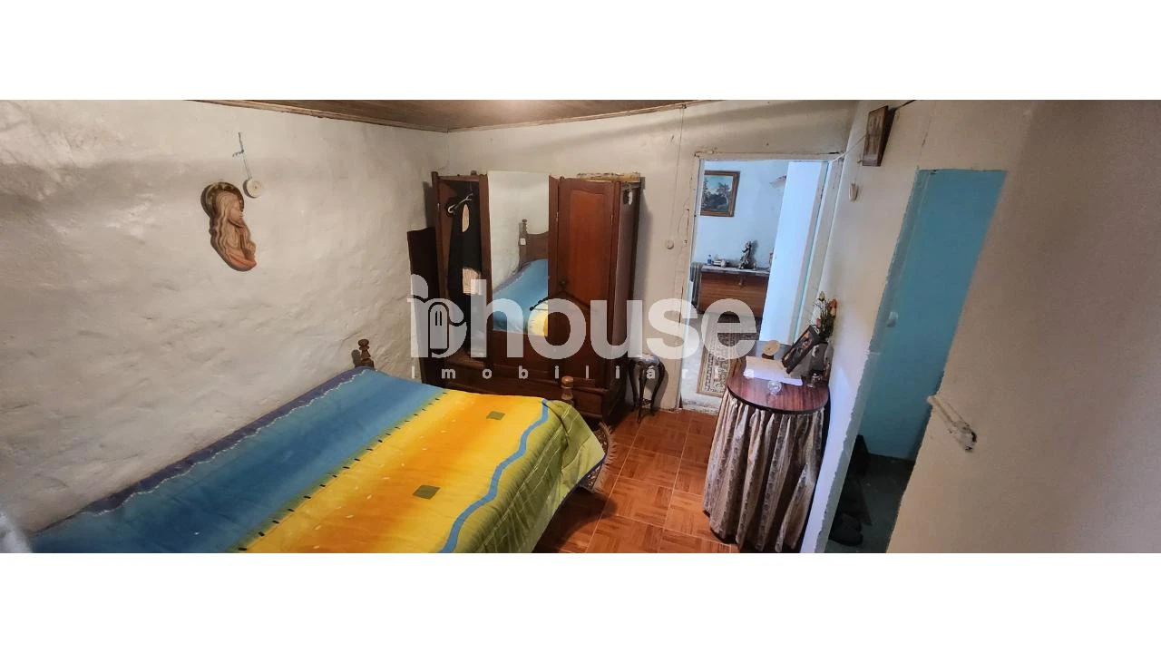 Quinta T2 para Venda em Carrazedo de Montenegro e Curros Foto 25