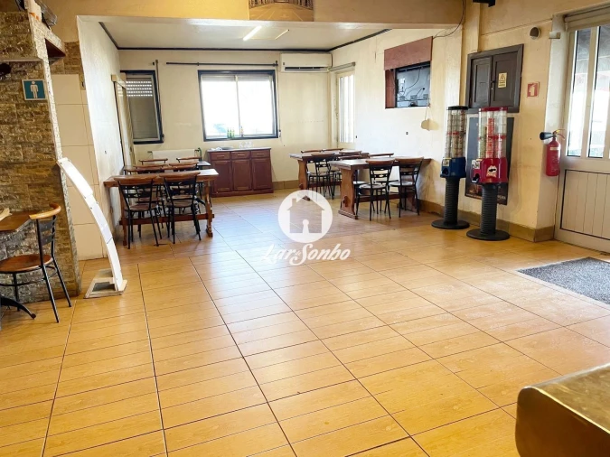 Negócio para Arrendamento em Coronado (São Romão e São Mamede) Foto 9