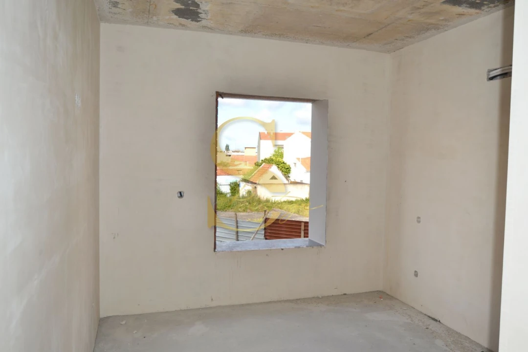 Apartamento T3 para Venda em Marinha Grande Foto 32