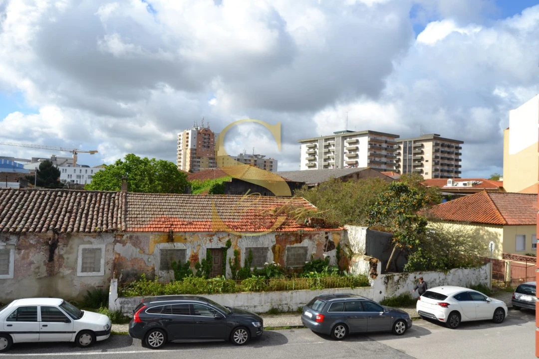Apartamento T3 para Venda em Marinha Grande Foto 44