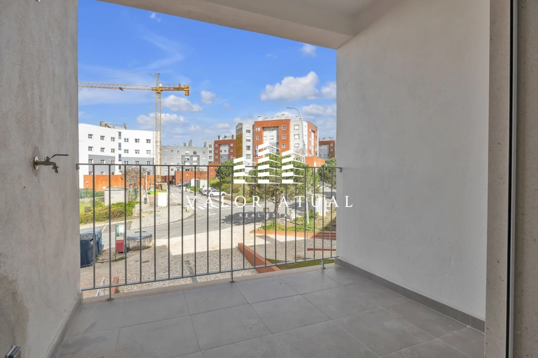 Apartamento T2 para Venda em Venteira Foto 1
