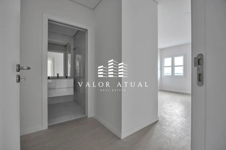 Apartamento T3 para Venda em Venteira Foto 13