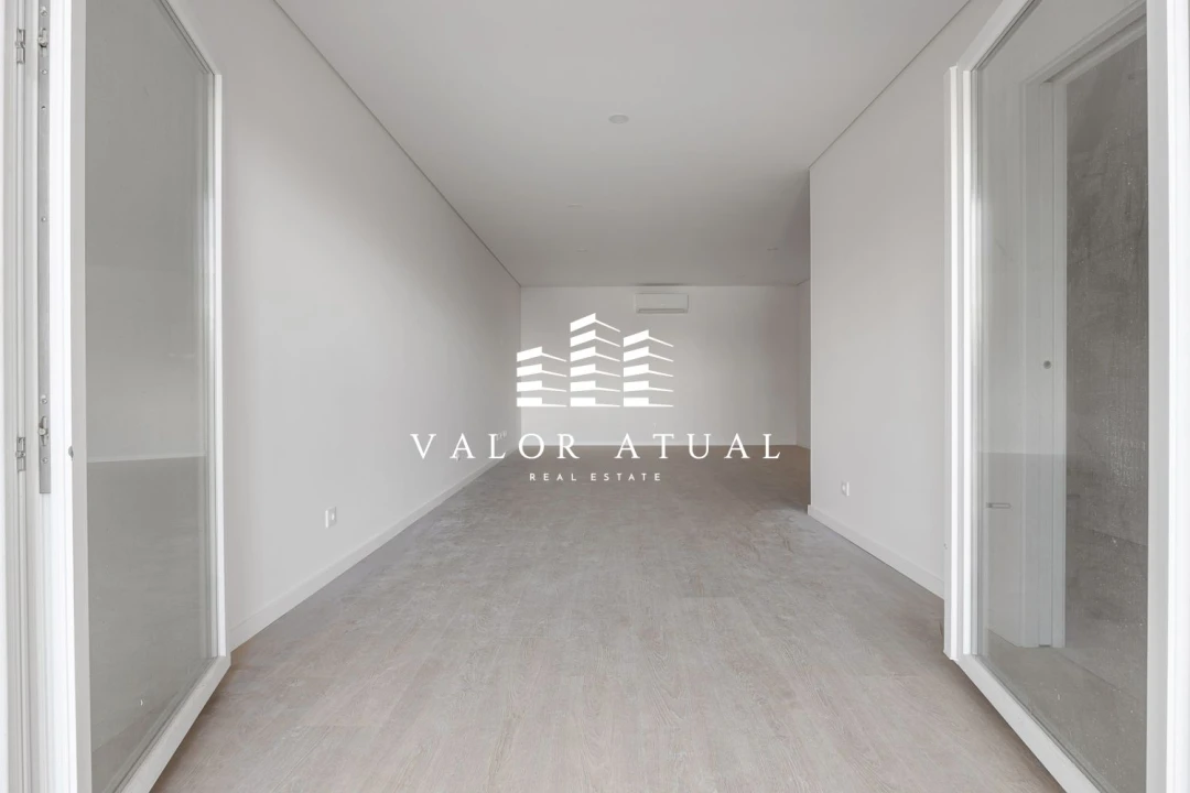 Apartamento T3 para Venda em Venteira Foto 4