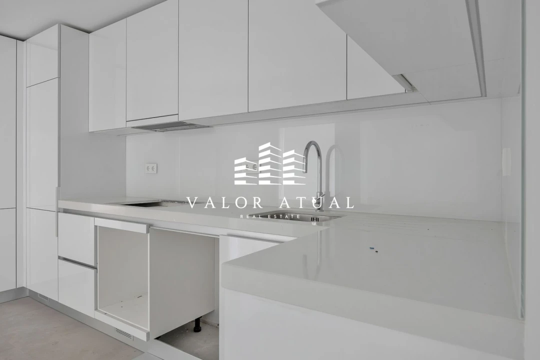 Apartamento T3 para Venda em Venteira Foto 9