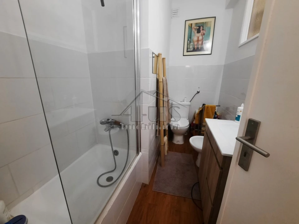 Apartamento T4 para Venda em Alto do Seixalinho, Santo André e Verderena Foto 1