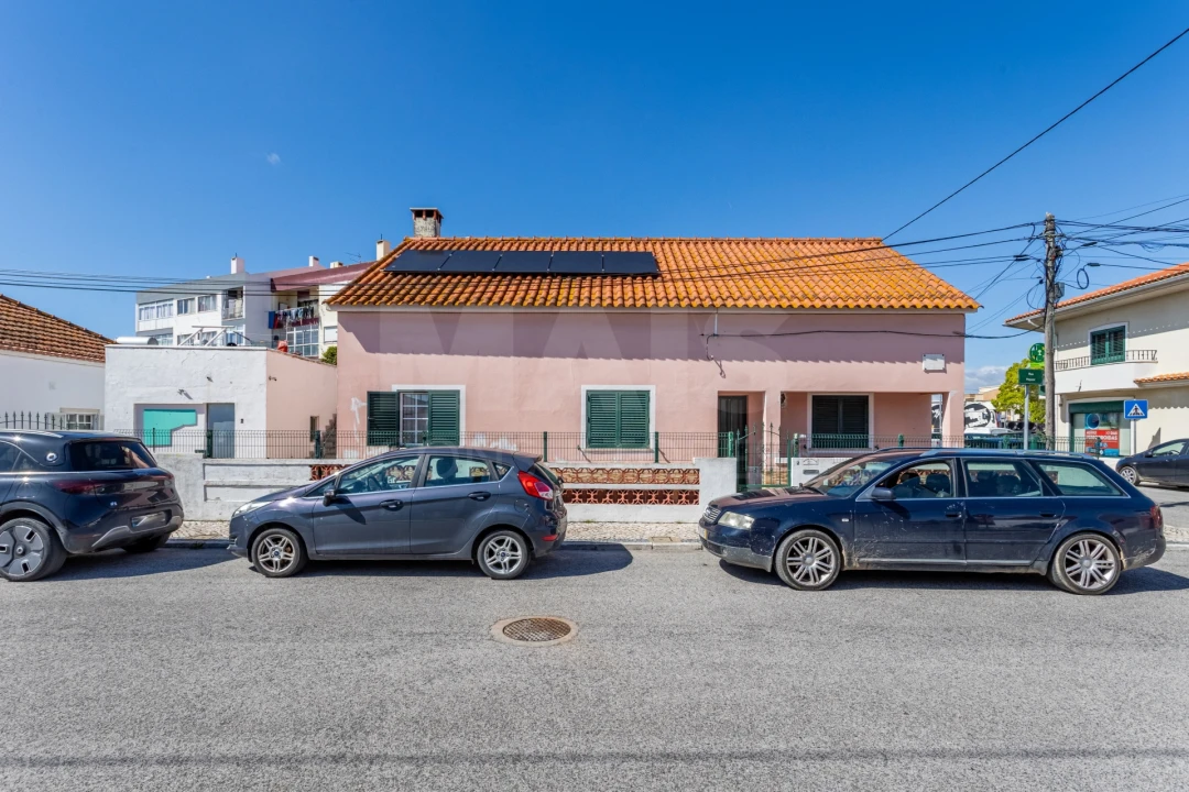 Moradia T4 para Venda em Samora Correia Foto 6