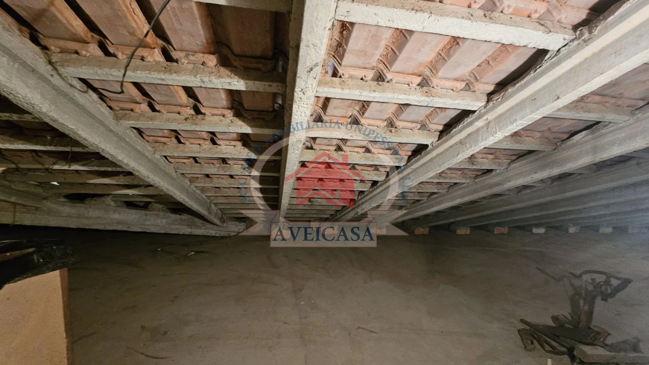 Moradia T5 para Venda em Aradas Foto 26