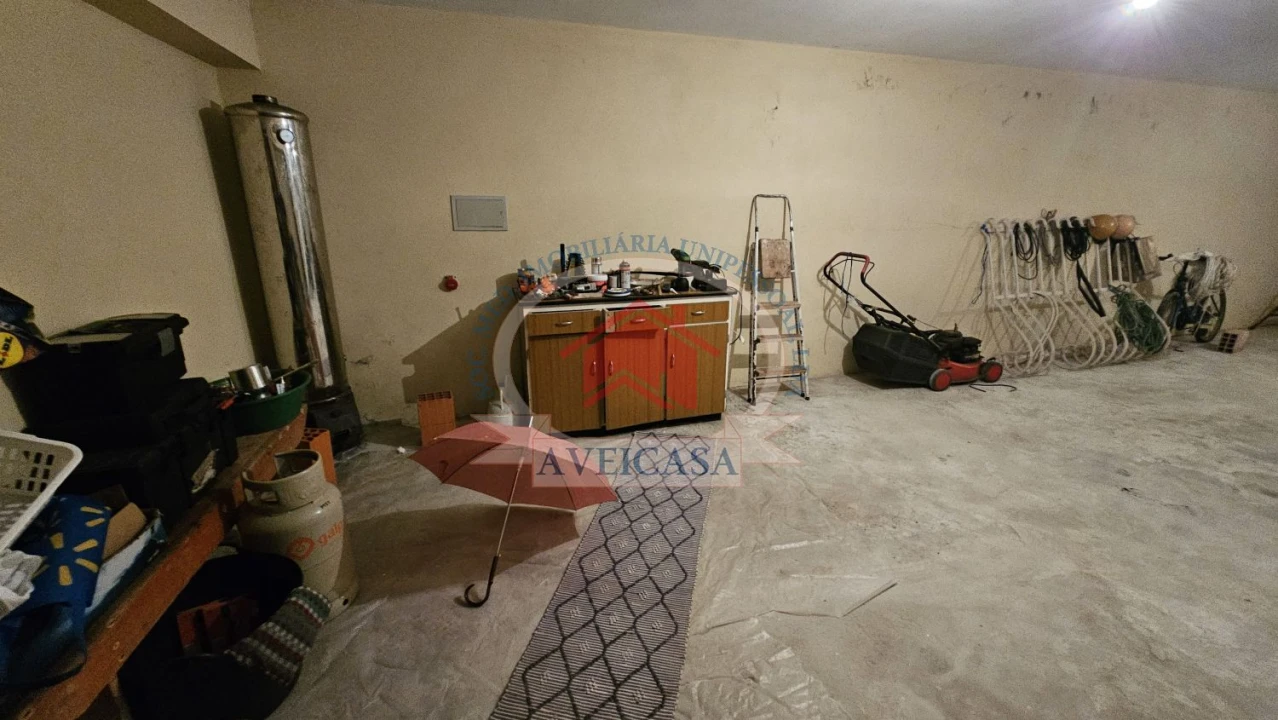 Moradia T5 para Venda em Aradas Foto 31