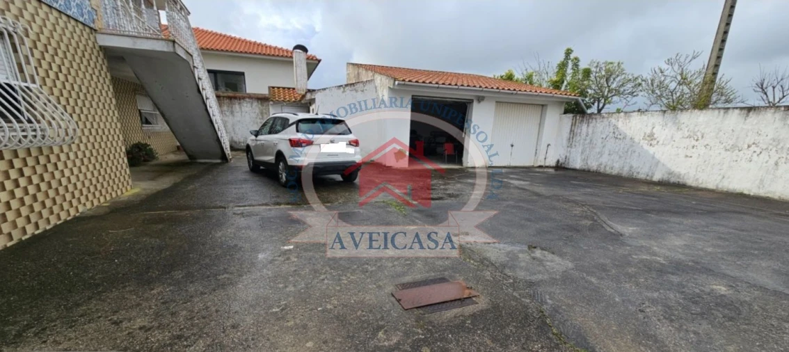 Moradia T5 para Venda em Aradas Foto 36