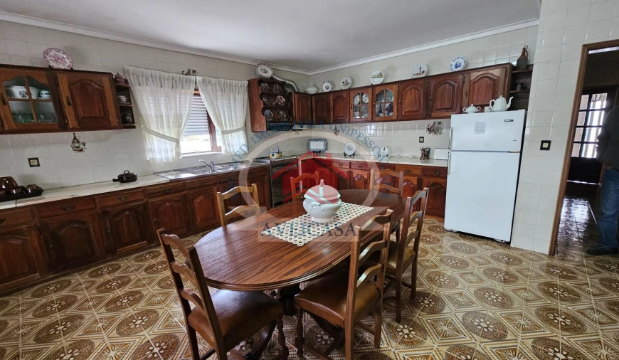 Moradia T5 para Venda em Aradas Foto 10