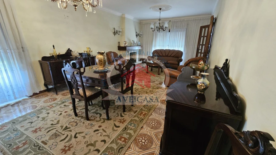 Moradia T5 para Venda em Aradas Foto 11