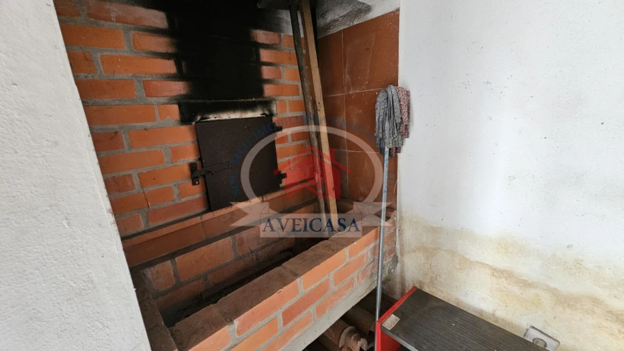 Moradia T5 para Venda em Aradas Foto 32