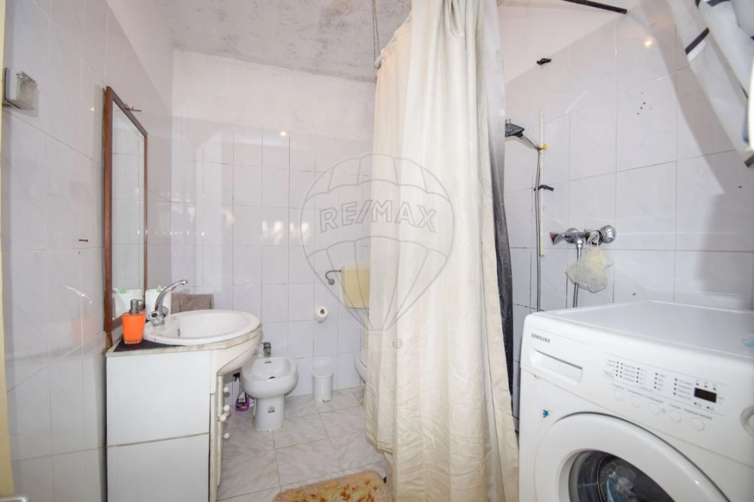 Moradia T2 para Venda em Fernao Ferro Foto 6