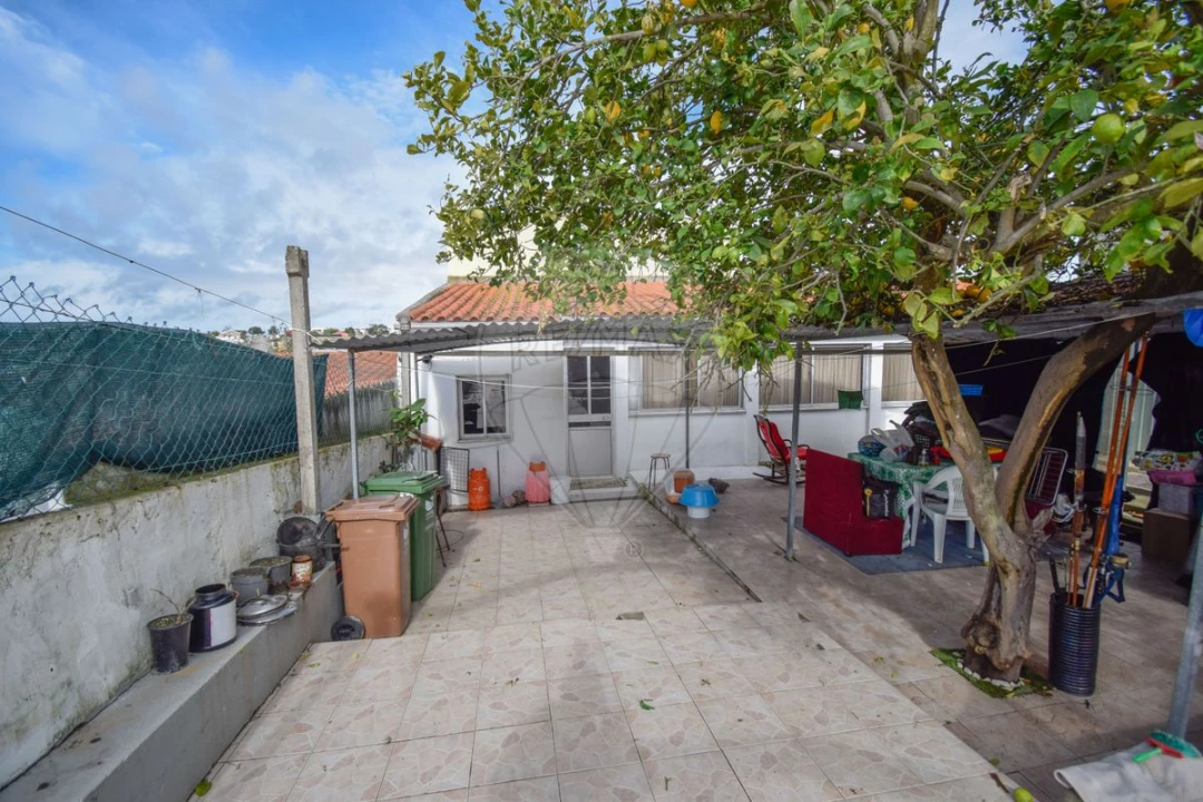 Moradia T2 para Venda em Fernao Ferro Foto 19