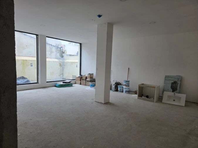 Negócio para Venda em Espinho Foto 8