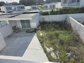 Moradia T3 para Venda em Santa Maria da Feira, Travanca, Sanfins e Espargo