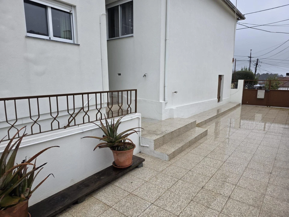 Moradia T2 para Venda em Santa Maria da Feira, Travanca, Sanfins e Espargo Foto 2