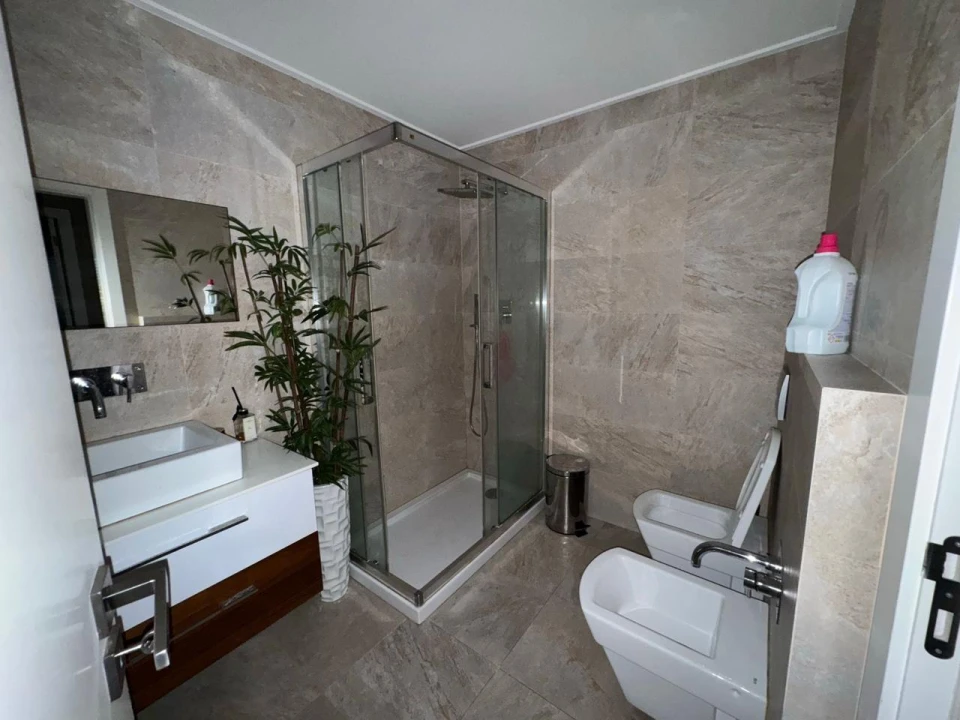 Apartamento T5 para Venda em São Francisco Foto 5