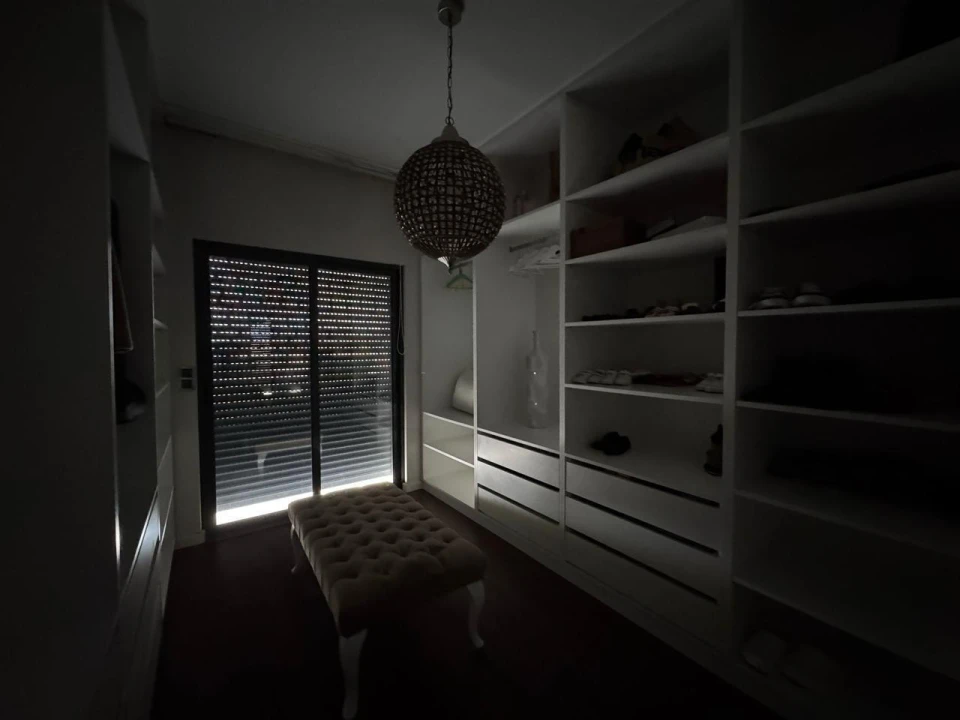 Apartamento T5 para Venda em São Francisco Foto 6