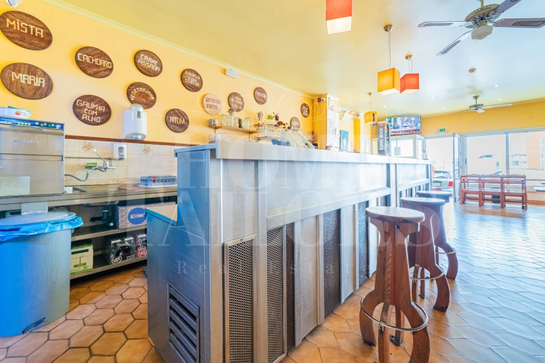 Loja para Venda em Ericeira Foto 2