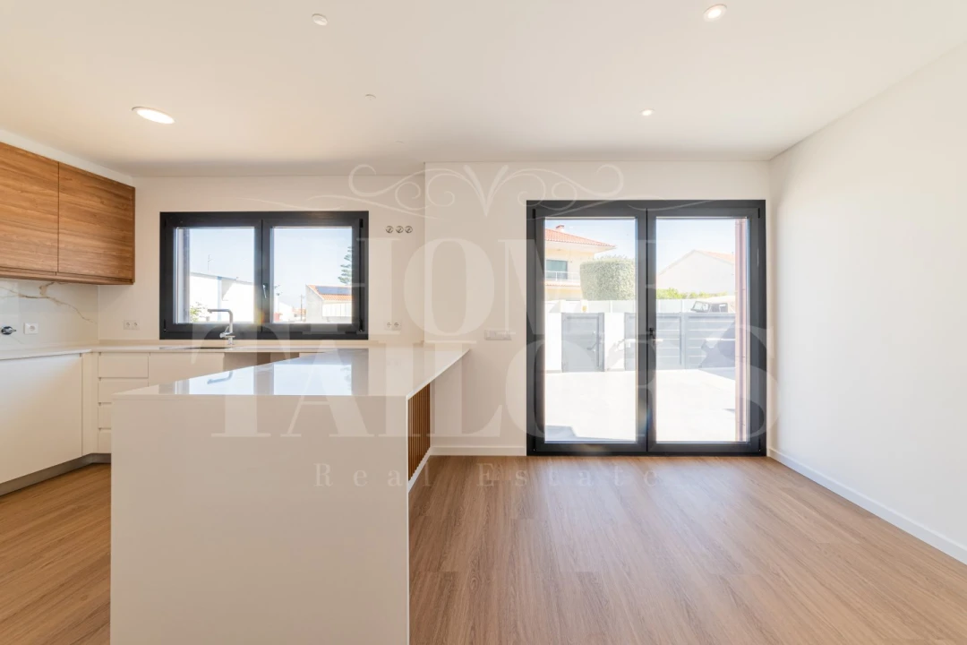 Moradia T3 para Venda em Ericeira Foto 10