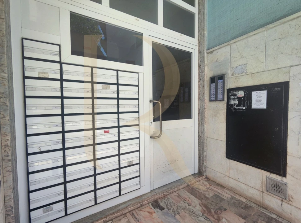 Apartamento T2 para Venda em Amora Foto 4