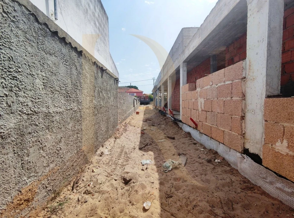 Moradia T4 para Venda em Quinta do Anjo Foto 21