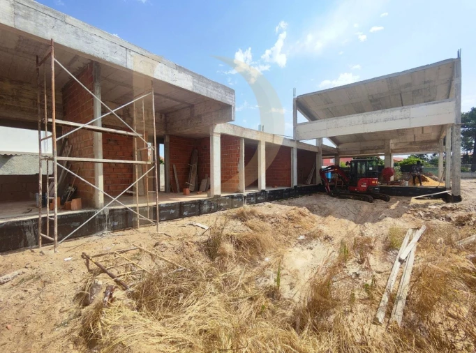 Moradia T4 para Venda em Quinta do Anjo Foto 4