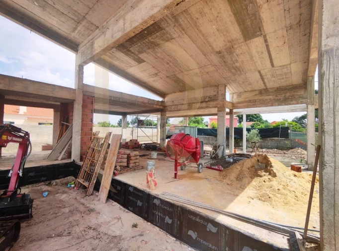 Moradia T4 para Venda em Quinta do Anjo Foto 5