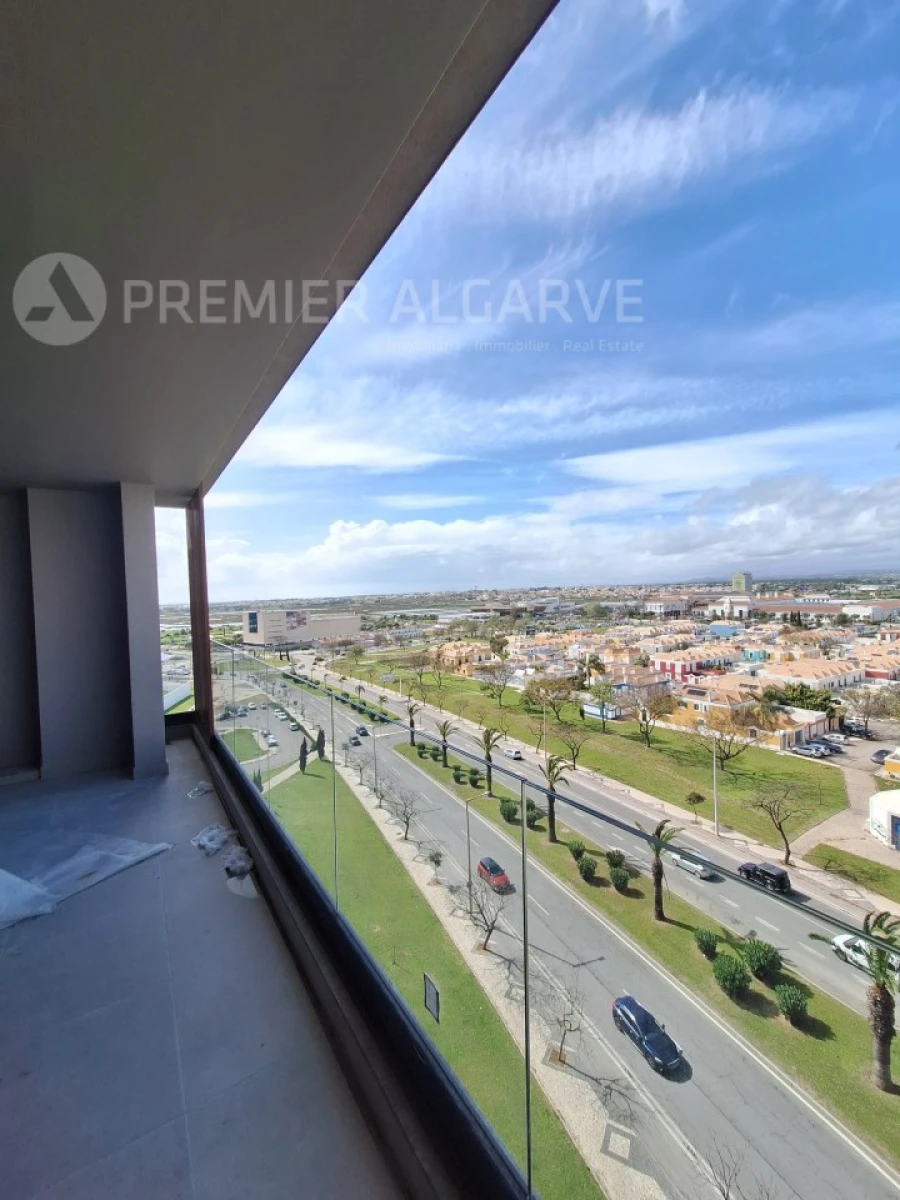 Apartamento T5 para Venda em Faro (Sé e São Pedro) Foto 5