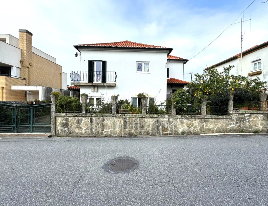 Moradia T4 para Venda em Santa Maria Maior e Monserrate e Meadela Foto 4