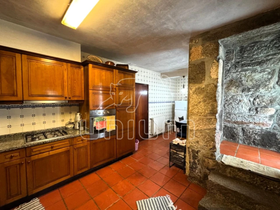 Moradia T4 para Venda em Santa Maria Maior e Monserrate e Meadela Foto 11