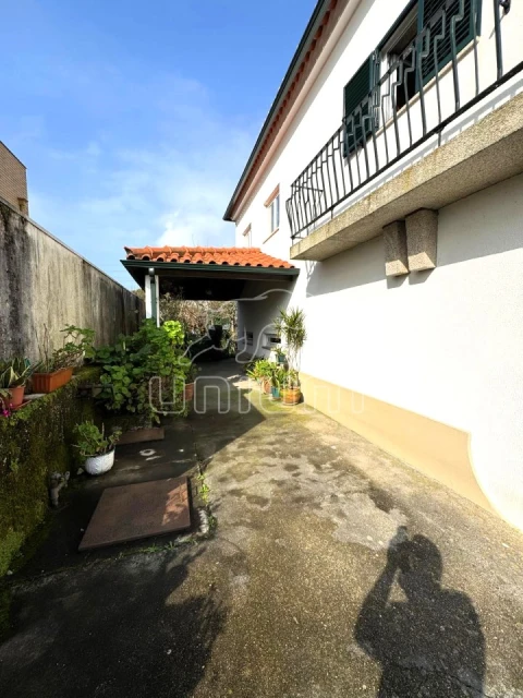 Moradia T4 para Venda em Santa Maria Maior e Monserrate e Meadela