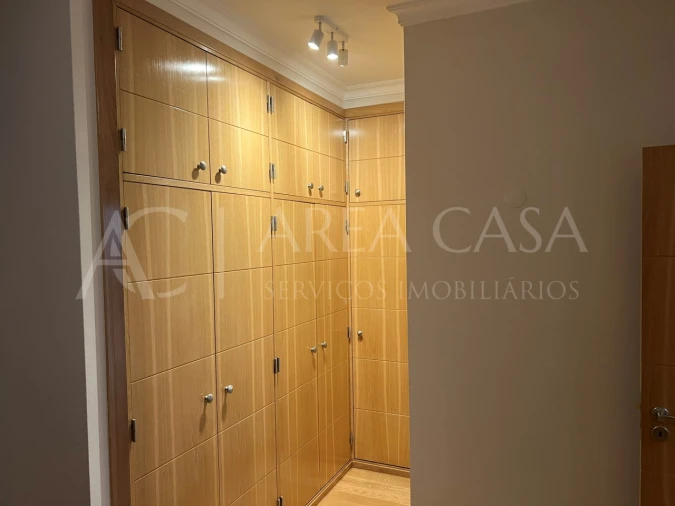 Quinta T3 para Venda em Camara de Lobos Foto 27