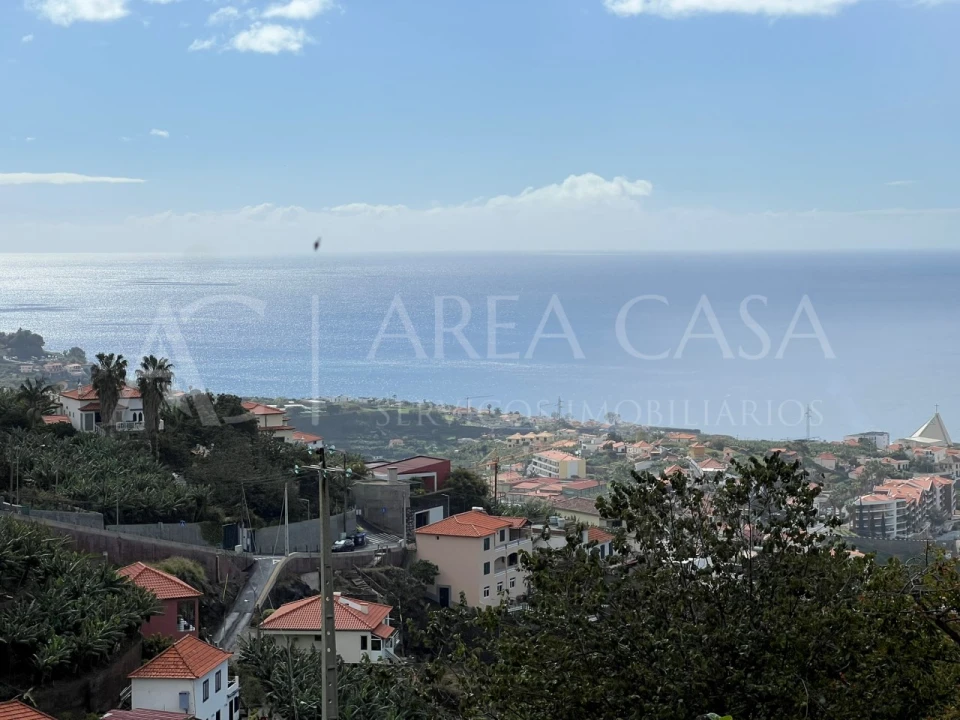 Quinta T3 para Venda em Estreito de Camara de Lobos Foto 16