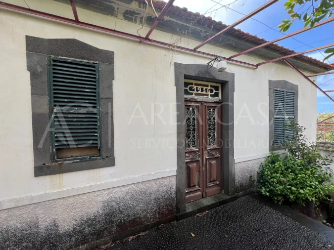 Quinta T3 para Venda em Estreito de Camara de Lobos Foto 9