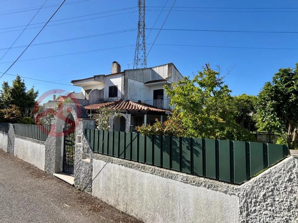 Moradia T3 para Venda em Fernao Ferro Foto 37