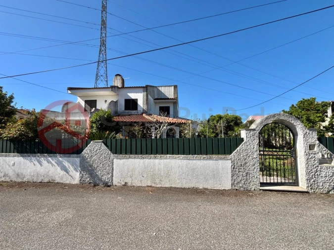 Moradia T3 para Venda em Fernao Ferro Foto 3