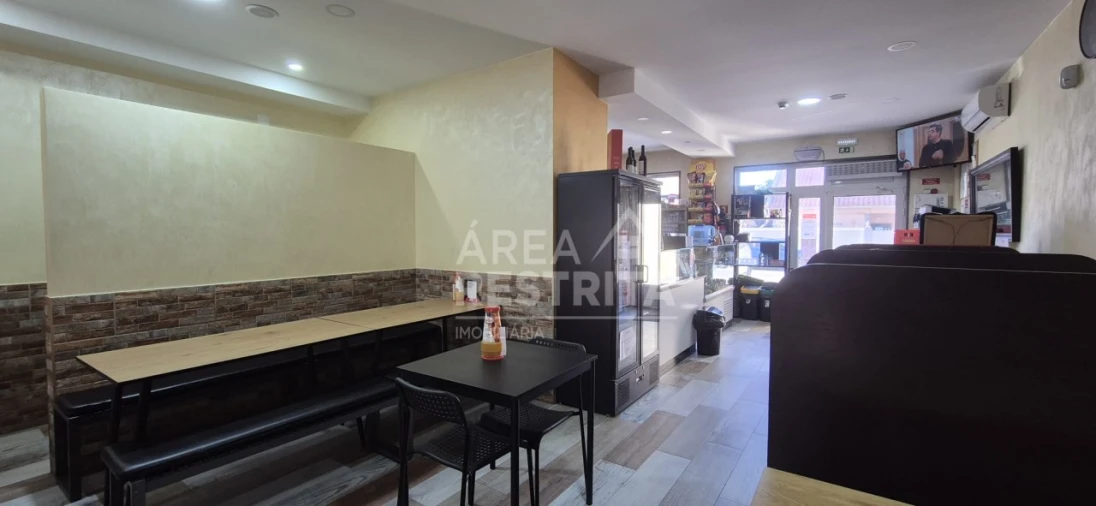 Negócio para Venda em Quinta do Conde Foto 2