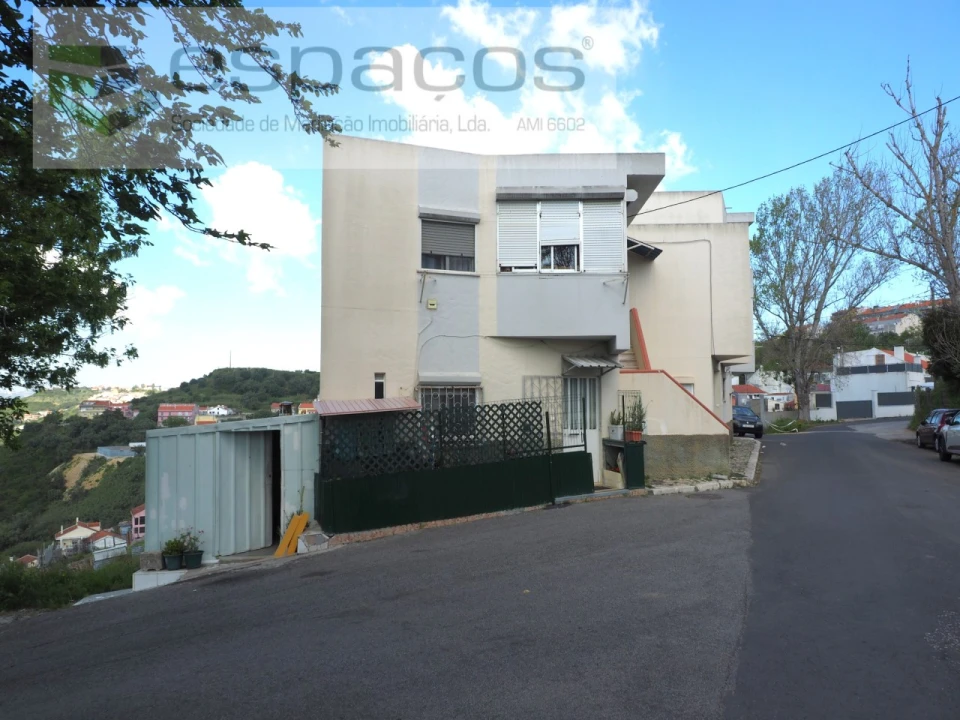 Prédio para Venda em Póvoa de Santo Adrião e Olival Basto Foto 6