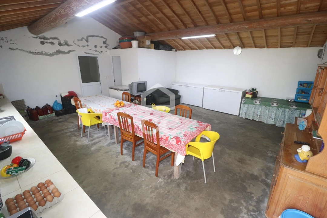 Moradia T4 para Venda em Mosteiros Foto 34